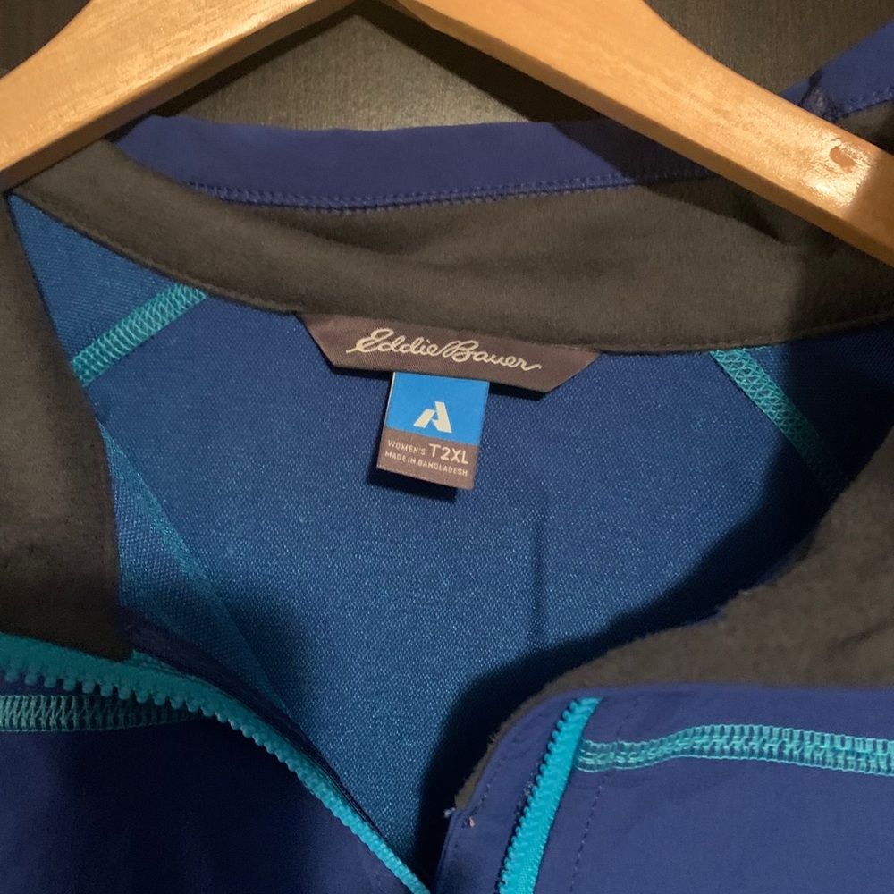 Eddie Bauer - Picture 2 of 8